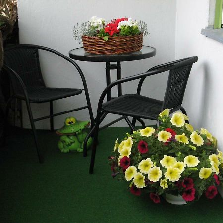 Gratarre Apartment Куресааре Екстериор снимка