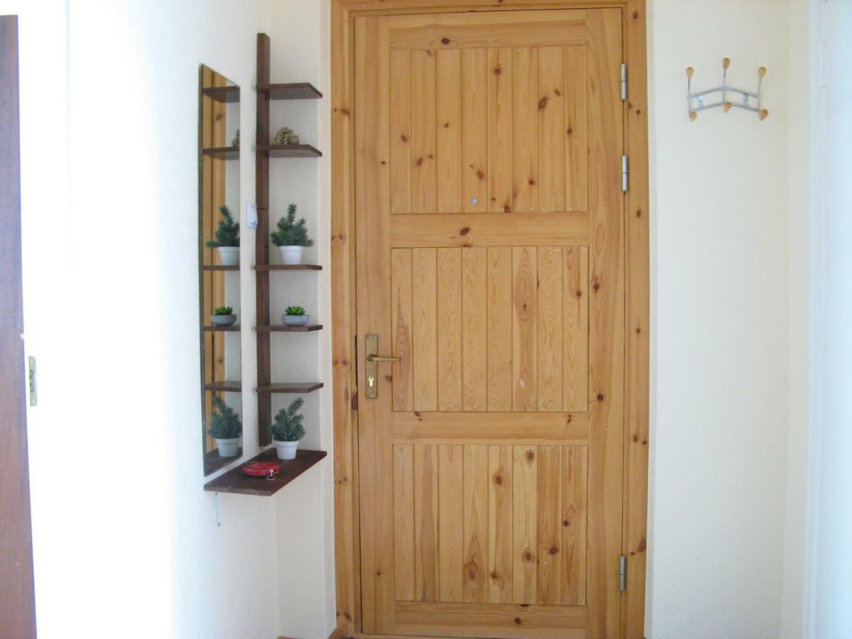 Gratarre Apartment Куресааре Екстериор снимка